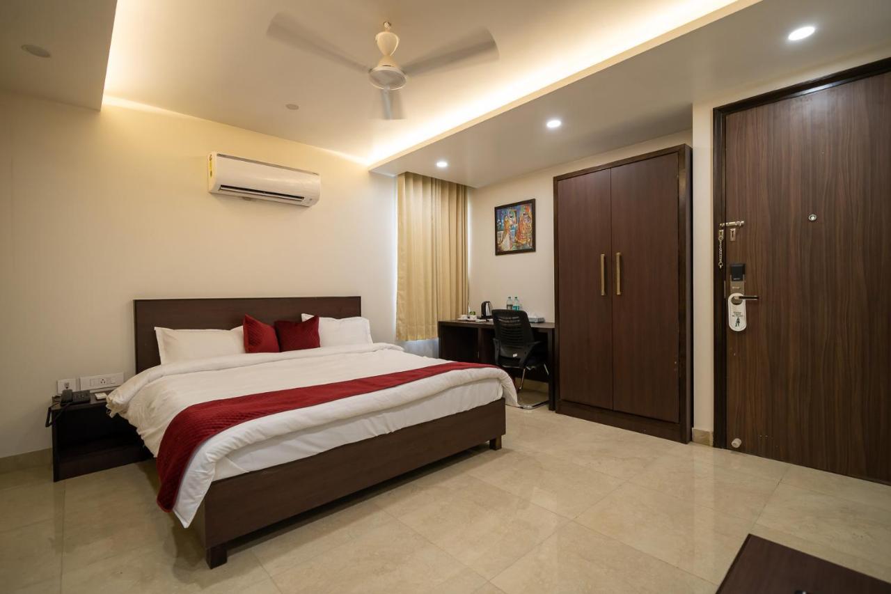 Hotel Sheerha Royal Residency-Near Jaipur Airport Esterno foto