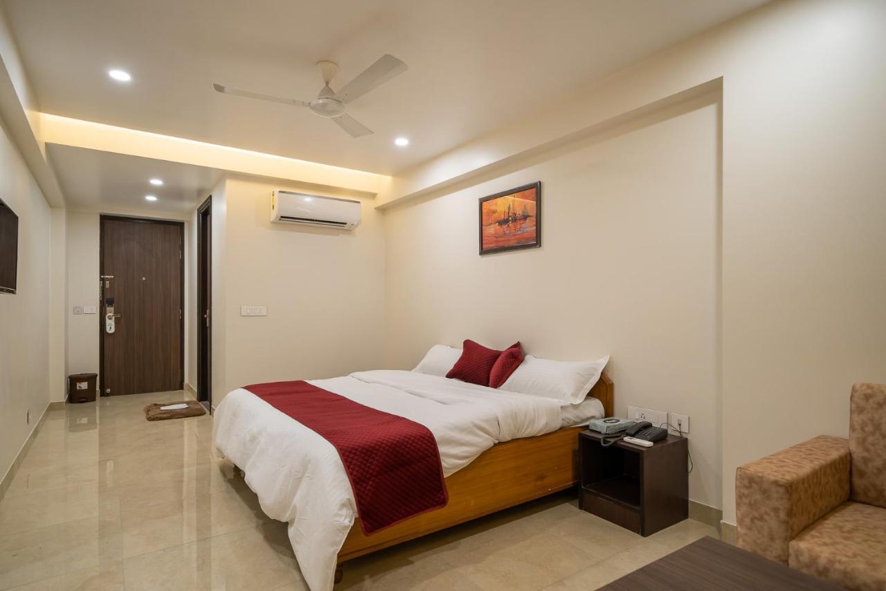 Hotel Sheerha Royal Residency-Near Jaipur Airport Esterno foto