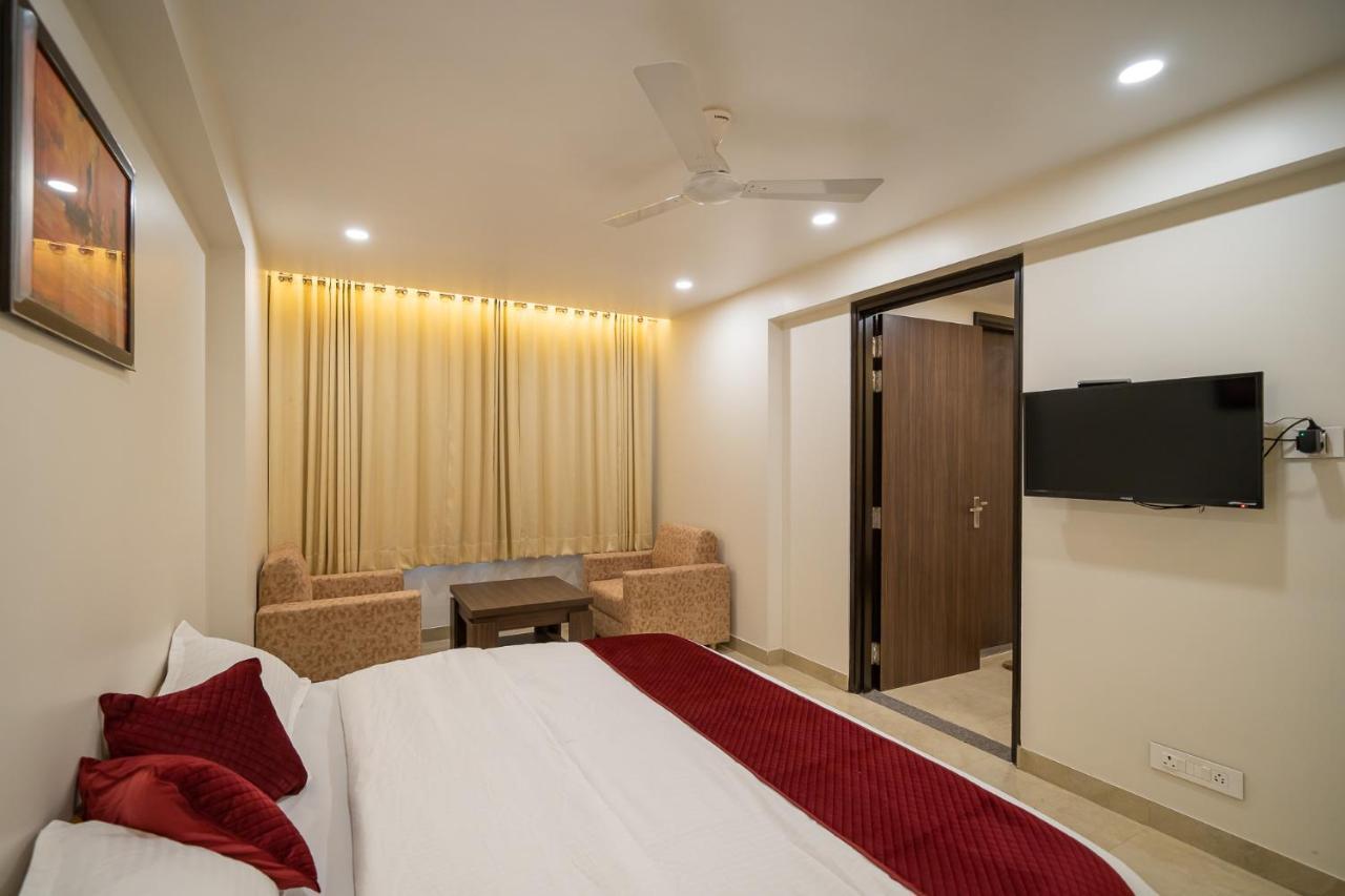 Hotel Sheerha Royal Residency-Near Jaipur Airport Esterno foto