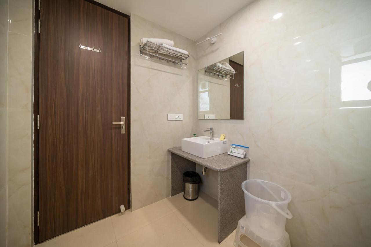 Hotel Sheerha Royal Residency-Near Jaipur Airport Esterno foto
